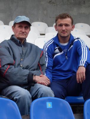 Владимир Болотин (слева) и капитан ФК «Рязань» Олег Елисеев